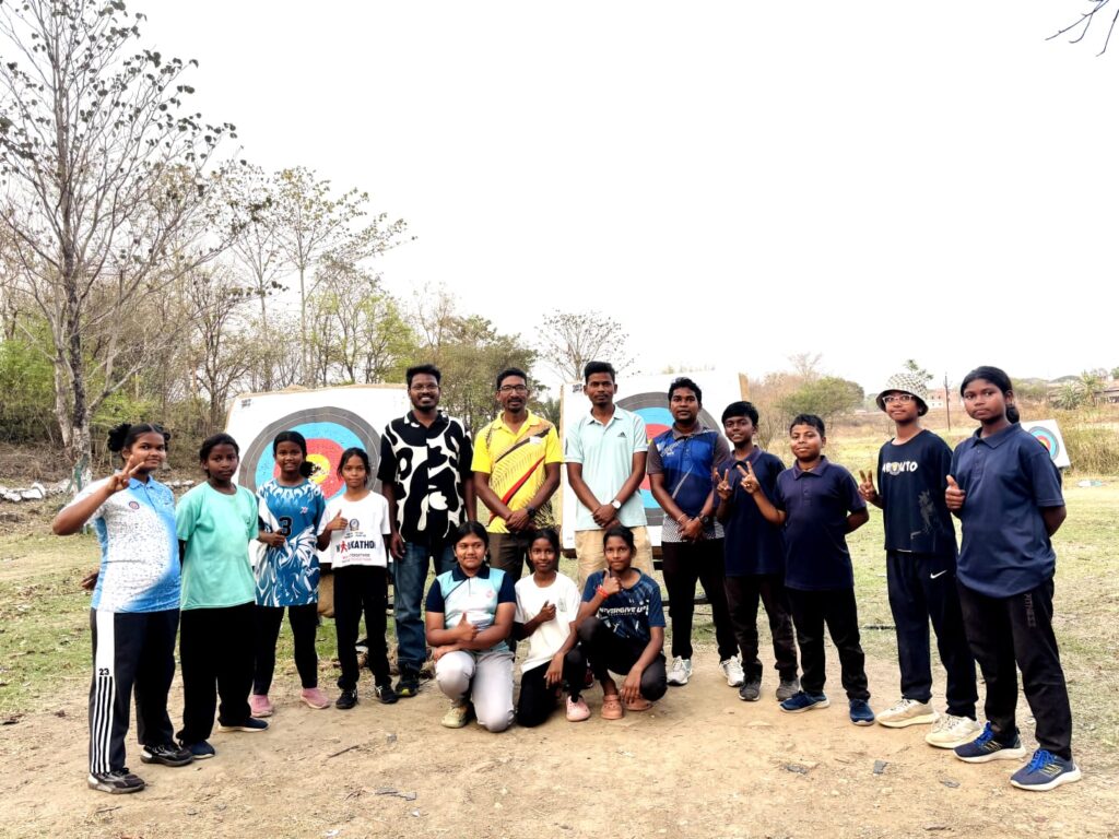 चाईबासा: पश्चिमी सिंहभूम जिला के तीरंदाज साधेगें आन्ध्रप्रदेश में निशाना