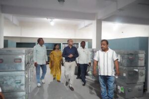 जमशेदपुर: उपायुक्त कर्ण सत्यार्थी ने कीताडीह स्थित ईवीएम वेयरहाउस का किया निरीक्षण, सुरक्षा व्यवस्था का लिया जायजा