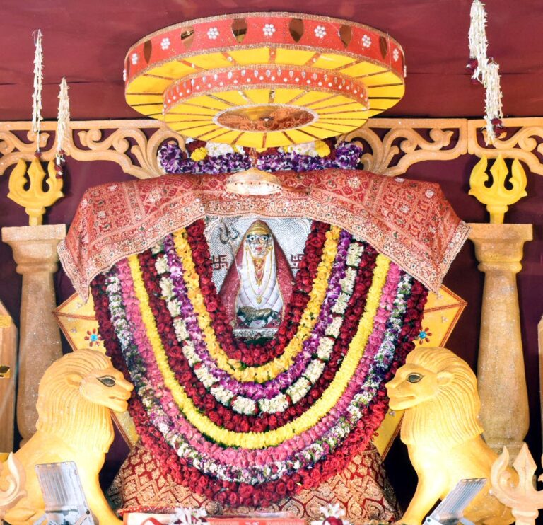 जमशेदपुर: जीण माता के जयकारों से गुंजायमान हुआ साकची, 1501 महिलाओं ने किया महा मंगल पाठ