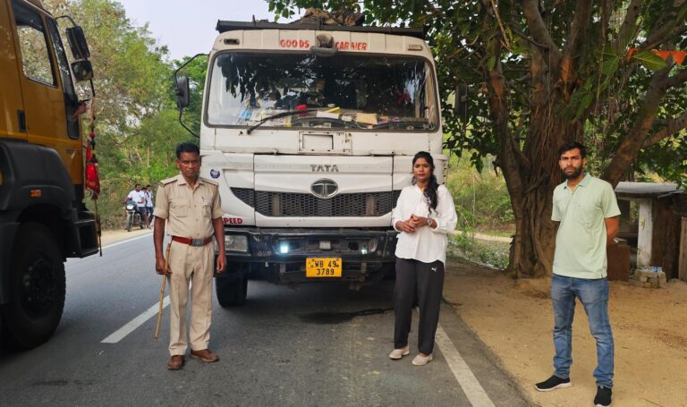 पोटका में अवैध गिट्टी परिवहन पर कार्रवाई, सीओ निकीता बाला ने बिना चालान हायवा किया जब्त