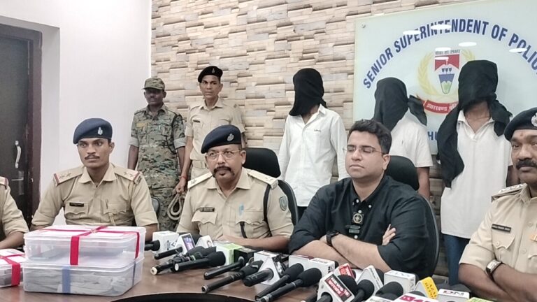 जमशेदपुर: छायानगर में गोली और चापड़ से हमले का पुलिस ने किया खुलासा, चार आरोपी गिरफ्तार