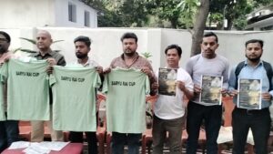 जमशेदपुर: को-ऑपरेटिव कॉलेज मैदान में 11 अप्रैल से सजेगा ‘सरयू राय कप’ का रोमांच,पोस्टर और टी-शर्ट का हुआ विमोचन