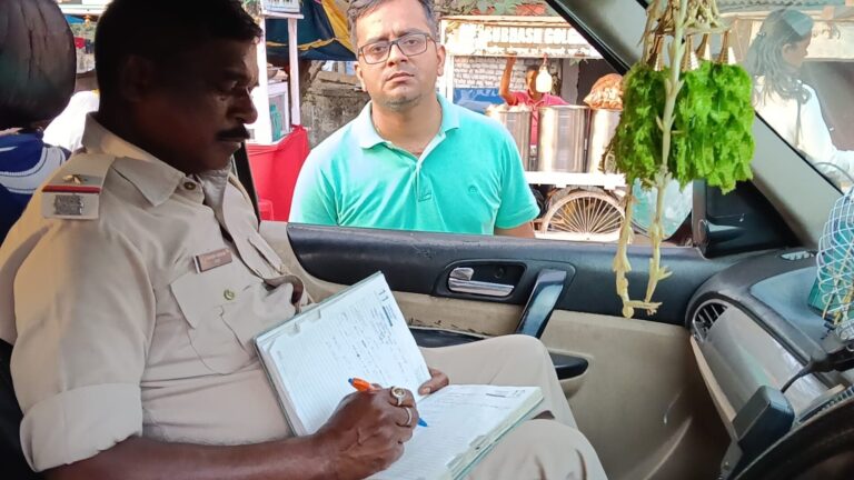 जमशेदपुर: साकची में दिनदहाड़े बैंक मैनेजर की बाइक चोरी