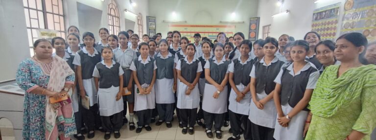चिन्मय विद्यालय के विद्यार्थियों ने किया जमशेदपुर कॉइन म्यूज़ियम का शैक्षणिक दौरा