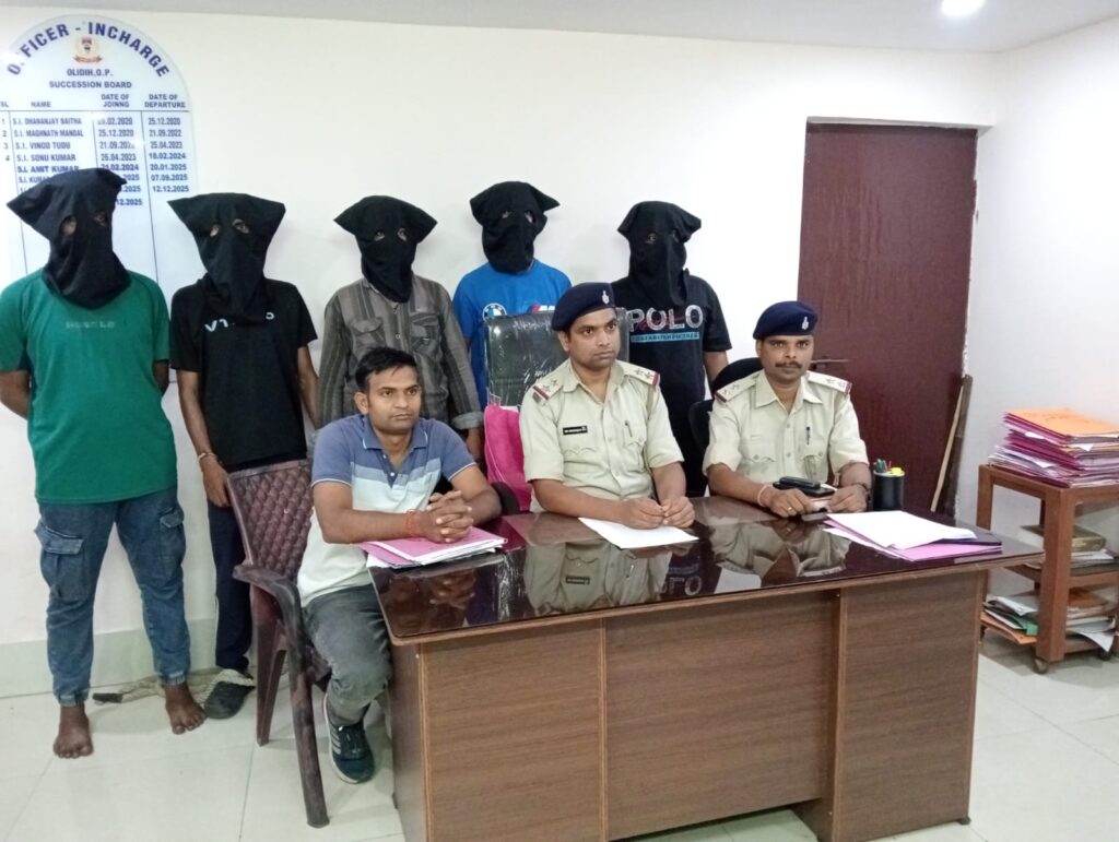 जमशेदपुर: उलीडीह पुलिस की बड़ी कार्रवाई, चापड़बाजी मामले में 5 आरोपी गिरफ्तार, भेजे गए जेल