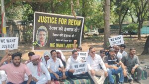 जमशेदपुर: रियान हत्याकांड में पुलिस की ‘सुस्ती’ पर फूटा गुस्सा; एक माह बाद भी गिरफ्तारी शून्य, न्याय के लिए दर-दर भटक रहे परिजन