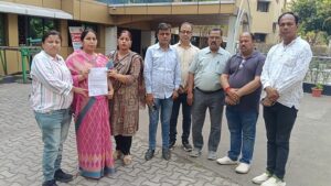 जुगसलाई: होल्डिंग टैक्स में 15-20% वृद्धि का विरोध; जनप्रतिनिधियों ने डीसी को सौंपा ज्ञापन, सरकार से पुनर्विचार की मांग