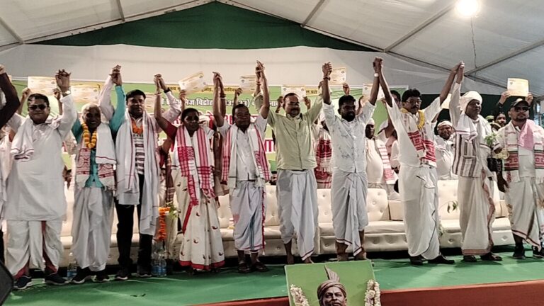 वीर शहीद गंगा नारायण सिंह जयंती पर गोपाल मैदान में उमड़ा जनसैलाब, 55 हजार लोग हुए शामिल