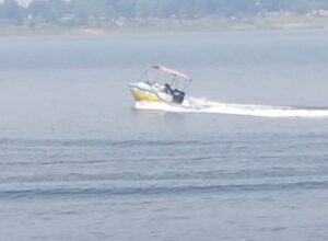 मैथन डैम: रोमांच के नाम पर ‘जान’ का जोखिम; बिना लाइसेंस के नौसिखिए दिखा रहे स्टंट