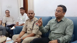 चक्रधरपुर रेल मंडल: ट्रेनों की लेटलतीफी पर रेलवे का बड़ा दावा; 35% से बढ़कर 75% हुई पंक्चुअलिटी, बिछेगी 5वीं-6ठी लाइन