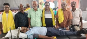 जमशेदपुर: भीषण गर्मी में ब्रह्मर्षि विकास मंच का ‘महा-रक्तदान’; स्वर्गीय डी.पी. सिंह की पुण्यतिथि पर समाज ने किया 194 यूनिट ब्लड डोनेट