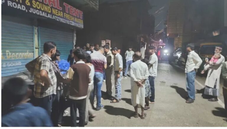 जुगसलाई में अपराधी बेखौफ, जनरल स्टोर में घुसकर की दो राउंड फायरिंग, बाल-बाल बचे संचालक