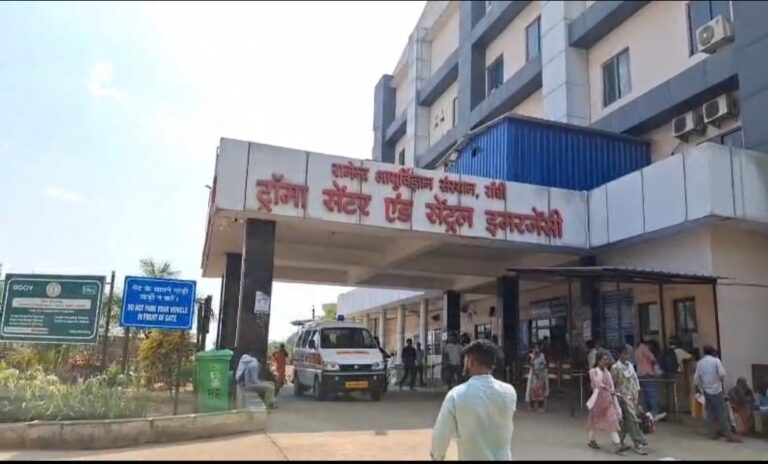 रांची रिम्स में दुखद घटना: एमबीबीएस सेकंड ईयर के छात्र अक्षित कुजूर ने की आत्महत्या; जांच में जुटी पुलिस और प्रबंधन