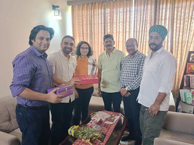 जमशेदपुर: सेक्रेड हार्ट कॉन्वेंट स्कूल की छात्रा शांभवी तिवारी को किया सम्मानित