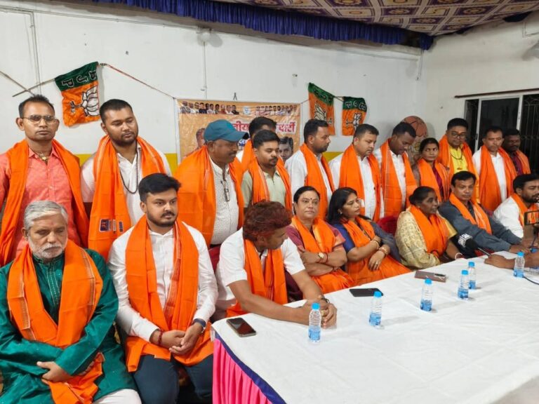 जमशेदपुर: जल संकट और बिजली कटौती के खिलाफ कल डीसी कार्यालय का घेराव करेगी भाजपा, सुंदर नगर मंडल की बैठक में बनी रणनीति