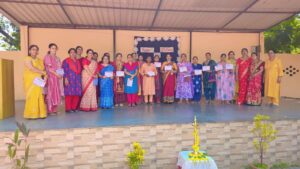 बारीडीह हाई स्कूल में मातृ दिवस का उल्लास, नन्हे बच्चों ने नृत्य और गीतों से माताओं के प्रति जताया आभार