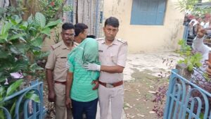 Update:: जमशेदपुर ट्रिपल मर्डर: रिटायर्ड टाटा स्टील कर्मी ने पत्नी, गर्भवती बेटी और बेटे की कुल्हाड़ी से हत्या