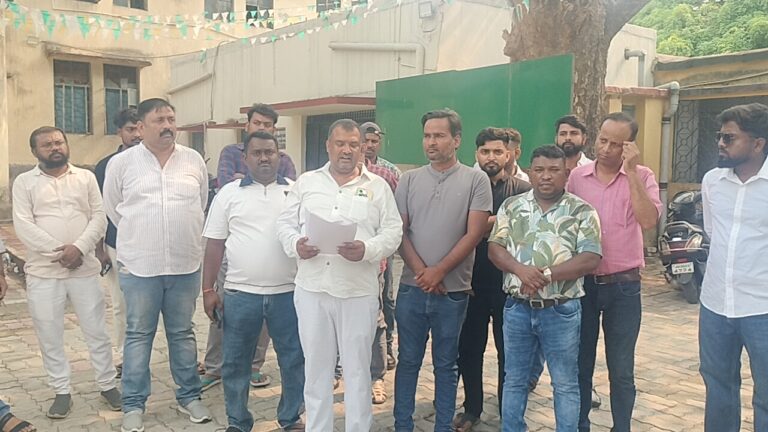 जमशेदपुर हाईवे ओनर एसोसिएशन की चेतावनी: “खनिजों के नियमन पर बने स्पष्ट नियमावली, वरना होगा जोरदार आंदोलन