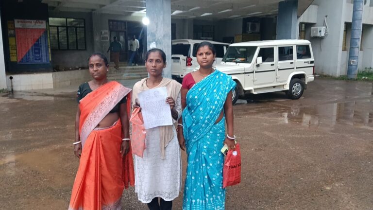 आदित्यपुर थाना पुलिस पर बर्बरता और प्रताड़ना का आरोप, पीड़ित महिला ने एसपी से लगाई न्याय की गुहार