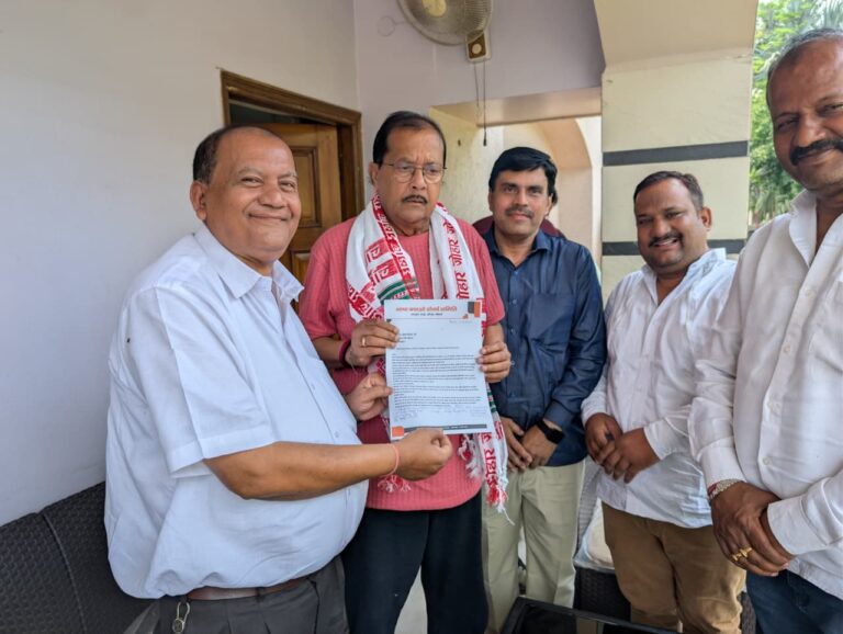 J-TET में भोजपुरी, मगही और अंगिका को शामिल करने की मांग; ‘भाषा बचाओ संघर्ष समिति’ ने वित्त मंत्री राधा कृष्ण किशोर को सौंपा ज्ञापन, दी आंदोलन की चेतावनी