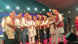 जमशेदपुर: गोपाल मैदान में ‘राजस्थान महोत्सव’ का शानदार शंखनाद; विधायक सरयू राय ने किया उद्घाटन, संजय मुकुंदगढ़ के भजनों से महकी जमशेदपुर की फिजा