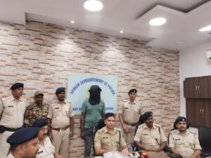 जमशेदपुर में चोरी की कोशिश नाकाम, लाखों के जेवर और नकदी के साथ आरोपी गिरफ्तार
