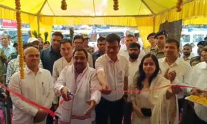 जमशेदपुर: झारक्राफ्ट के नए एम्पोरियम का भव्य आगाज; मंत्री संजय प्रसाद यादव ने किया उद्घाटन, 25 हजार बुनकरों के सपनों को मिलेगी उड़ान