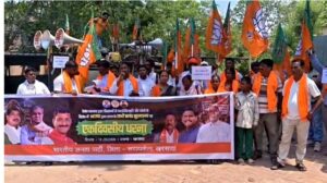 खरसावां: किसानों की समस्याओं को लेकर भाजपा का हल्ला बोल; जिप अध्यक्ष सोनाराम बोदरा बोले— “धान का एमएसपी ₹3200 करे सरकार, वरना होगा उग्र आंदोलन”