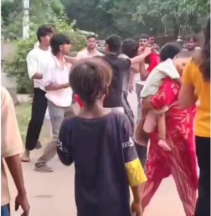 जुबिली अम्यूजमेंट पार्क के पास दो पक्षों में मारपीट, वीडियो सोशल मीडिया पर वायरल