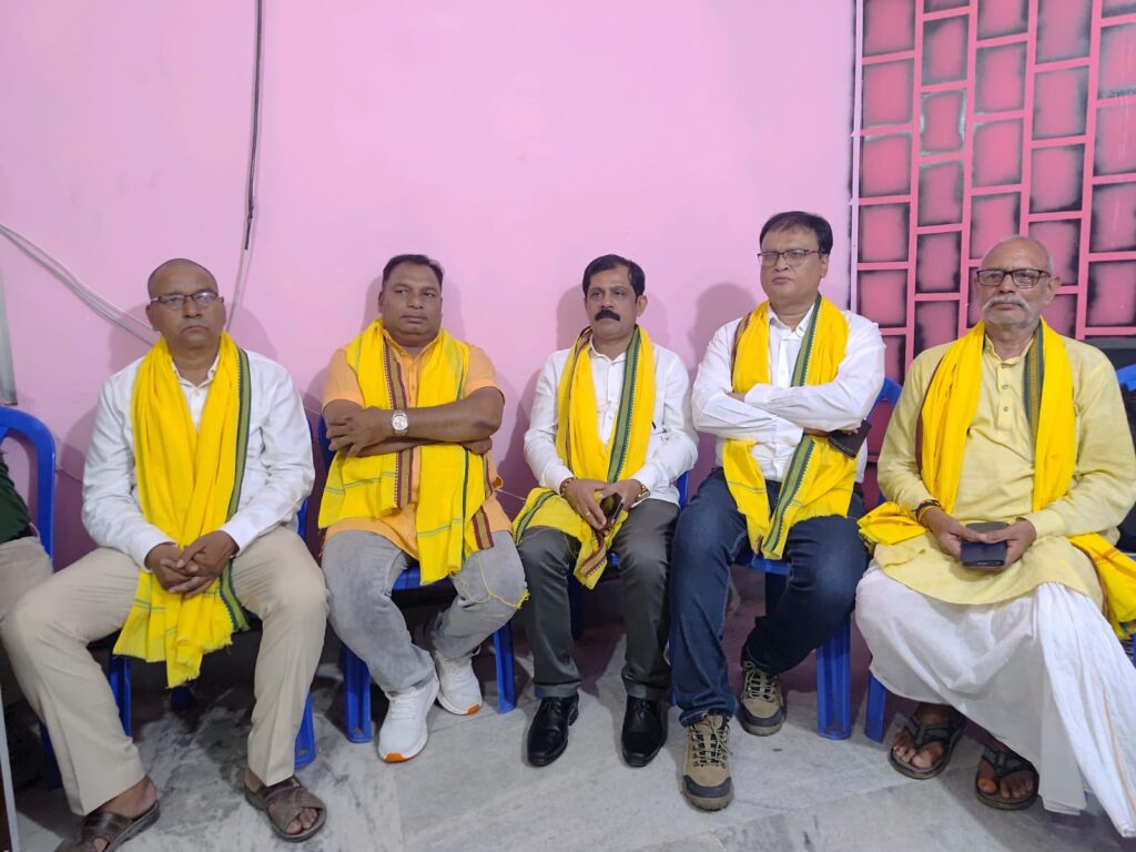 जमशेदपुर: ब्रह्मर्षि विकास मंच की केंद्रीय समिति के नए पदाधिकारियों का सम्मान; समाजहित और एकता का लिया संकल्प