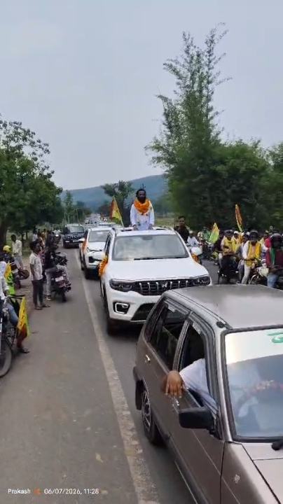 तरुण महतो की रिहाई पर ईचागढ़ में भव्य स्वागत, समर्थकों ने निकाली बाइक रैली
