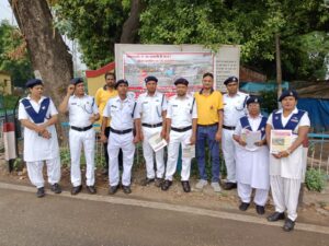 अंतर्राष्ट्रीय लेवल क्रॉसिंग जागरूकता दिवस पर टाटानगर में विशेष अभियान, लोगों को रेल सुरक्षा का दिया गया संदेश