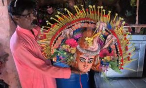 चंदनकियारी के छऊ उस्ताद परीक्षित महतो को राष्ट्रपति से मिला सम्मान, लेकिन सरकार की बेरुखी से तंगहाली में कट रही जिंदगी