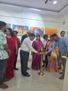 जमशेदपुर में कला का अनूठा संगम: बंगाल क्लब में सजी दो दिवसीय ‘शिमुल ’26’ प्रदर्शनी; 40 कलाकारों की नायाब कृतियों ने मोहा मन
