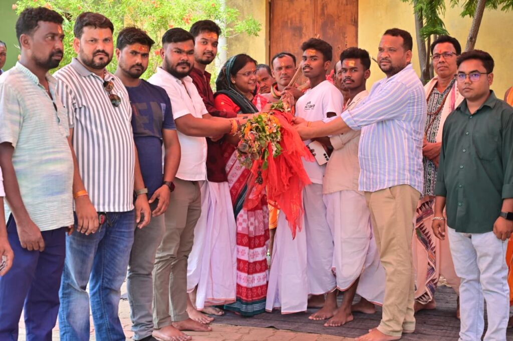 15 जून से शुरू होगा कोल्हान का प्रसिद्ध पांच दिवसीय हरिणा मेला, भोक्ताडांग के साथ गांव-गांव दिया जा रहा आमंत्रण