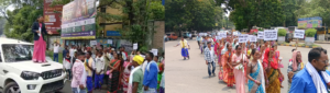 पोटका में विकास कार्यों में स्थानीय भागीदारी की मांग, दुखनी सोरेन के नेतृत्व में 300 ग्रामीणों ने उपायुक्त को सौंपा ज्ञापन