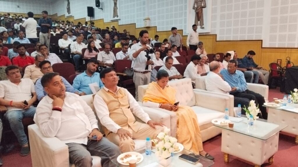 प्रधानमंत्री विकसित भारत रोजगार योजना: 15 लाख लाभार्थियों को मिला रोजगार, ₹2,400 करोड़ की प्रोत्साहन राशि वितरित