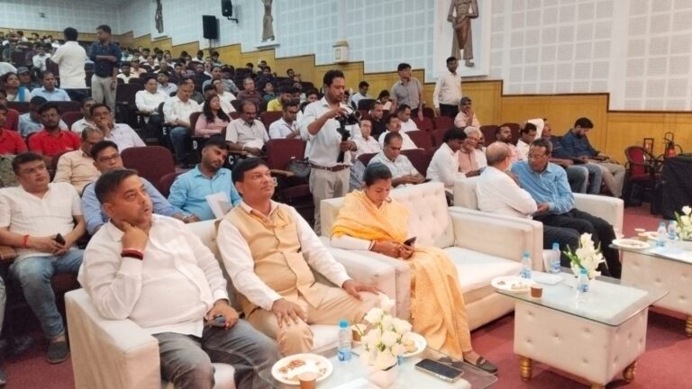 प्रधानमंत्री विकसित भारत रोजगार योजना: 15 लाख लाभार्थियों को मिला रोजगार, ₹2,400 करोड़ की प्रोत्साहन राशि वितरित