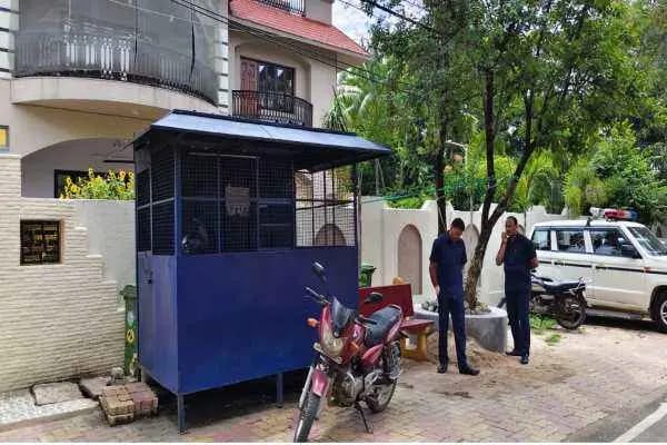 झारखंड: वित्त मंत्री राधाकृष्ण किशोर का बड़ा कदम; वीआईपी कल्चर छोड़ लौटाई अतिरिक्त सुरक्षा और गाड़ियां, सादगी की हो रही तारीफ