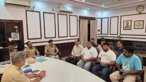 हिमांशु सिंह हत्याकांड: परिजनों ने पुलिस के शीर्ष अधिकारियों से की मुलाकात, जल्द गिरफ्तारी का मिला भरोसा