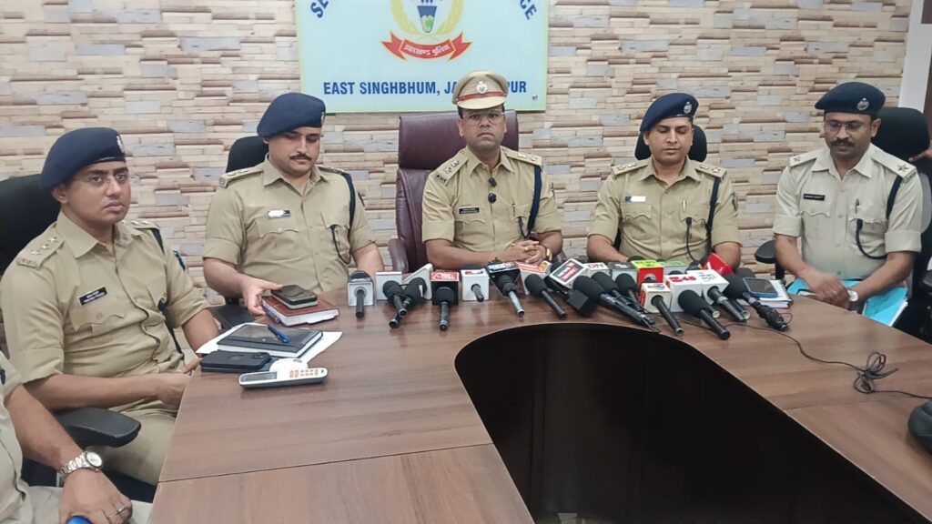 हिमांशु सिंह हत्याकांड: 10 आरोपी नामजद, 5 गिरफ्तार; 2 लाख के इनामी आरोपी की तलाश तेज