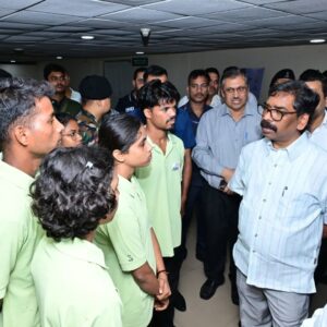 रांची: मुख्यमंत्री हेमन्त सोरेन ने खेलगांव स्थित शूटिंग रेंज का किया औचक निरीक्षण, खेल सुविधाओं की समीक्षा