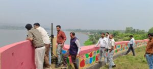 गालूडीह बराज डैम का केंद्रीय जल आयोग की टीम ने किया निरीक्षण, टेलीमेट्री सिस्टम का भी लिया जायजा