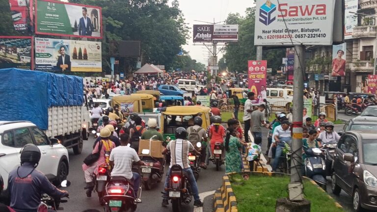 जमशेदपुर में भक्ति और आस्था के साथ निकली भगवान जगन्नाथ की भव्य रथ यात्रा, लाखों श्रद्धालुओं ने किए दर्शन