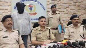 सीएसआर फंड दिलाने के नाम पर 3 करोड़ की साइबर ठगी, जमशेदपुर पुलिस ने मास्टरमाइंड को किया गिरफ्तार