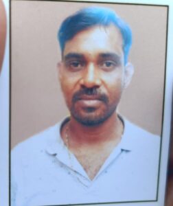 आदित्यपुर: बोलायडीह शीतला मंदिर के पास दिनदहाड़े युवक की बेरहमी से हत्या, धारदार हथियार से काटे जाने से मौके पर मौत