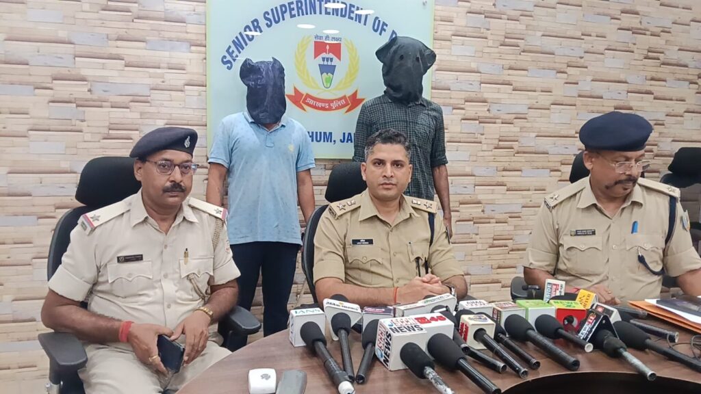 जमशेदपुर में नाबालिग के अपहरण का खुलासा, पुलिस ने दो आरोपियों को गिरफ्तार कर पीड़ित को सकुशल बरामद किया