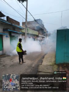 जमशेदपुर: बरसात में मच्छरों के बढ़ते प्रकोप पर मानगो नगर निगम का एक्शन, वार्डों में शुरू हुई फॉगिंग