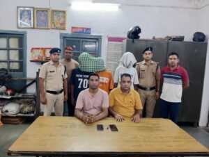 जमशेदपुर: टाटानगर स्टेशन पर आरपीएफ-जीआरपी की बड़ी कार्रवाई, यात्रियों के मोबाइल चुराने वाले तीन शातिर गिरफ्तार