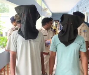 बोकारो पुलिस की बड़ी कार्रवाई: लूट और रंगदारी की साजिश नाकाम, दो युवक अवैध हथियारों के साथ गिरफ्तार